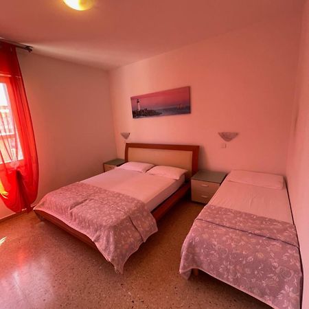 Vania Bibione Buitenkant foto