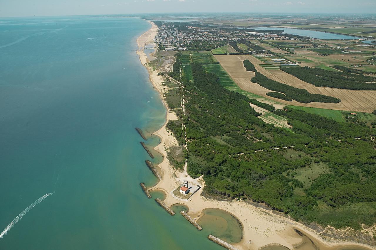 Vania Bibione Buitenkant foto
